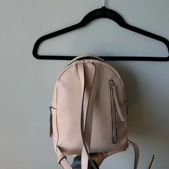 Fiorelli Backpack 💘 - Picture 7 of 7